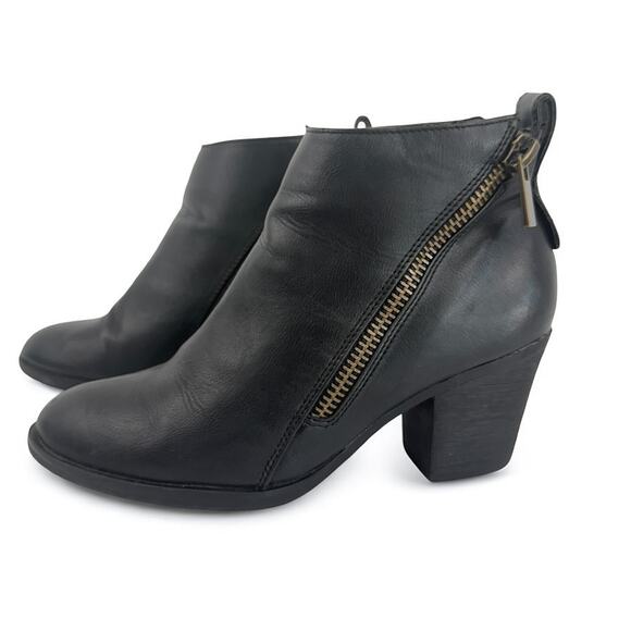 JC Ankle Bootie Womens 8.5 Black Faux Leather Side Zip Chunky‎ Heel Moto Boho - Picture 1 of 12